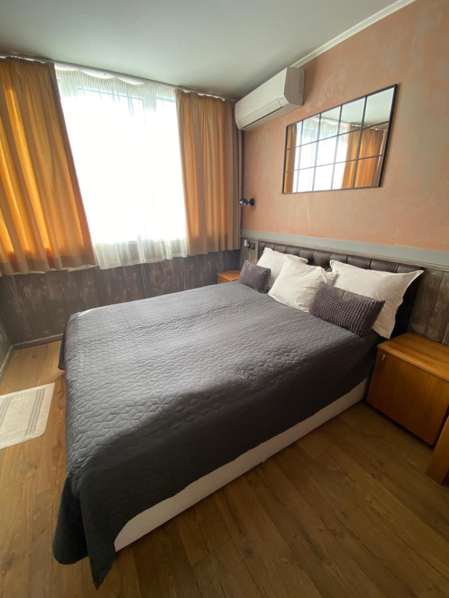 City Hotel Велико-Тырново Экстерьер фото