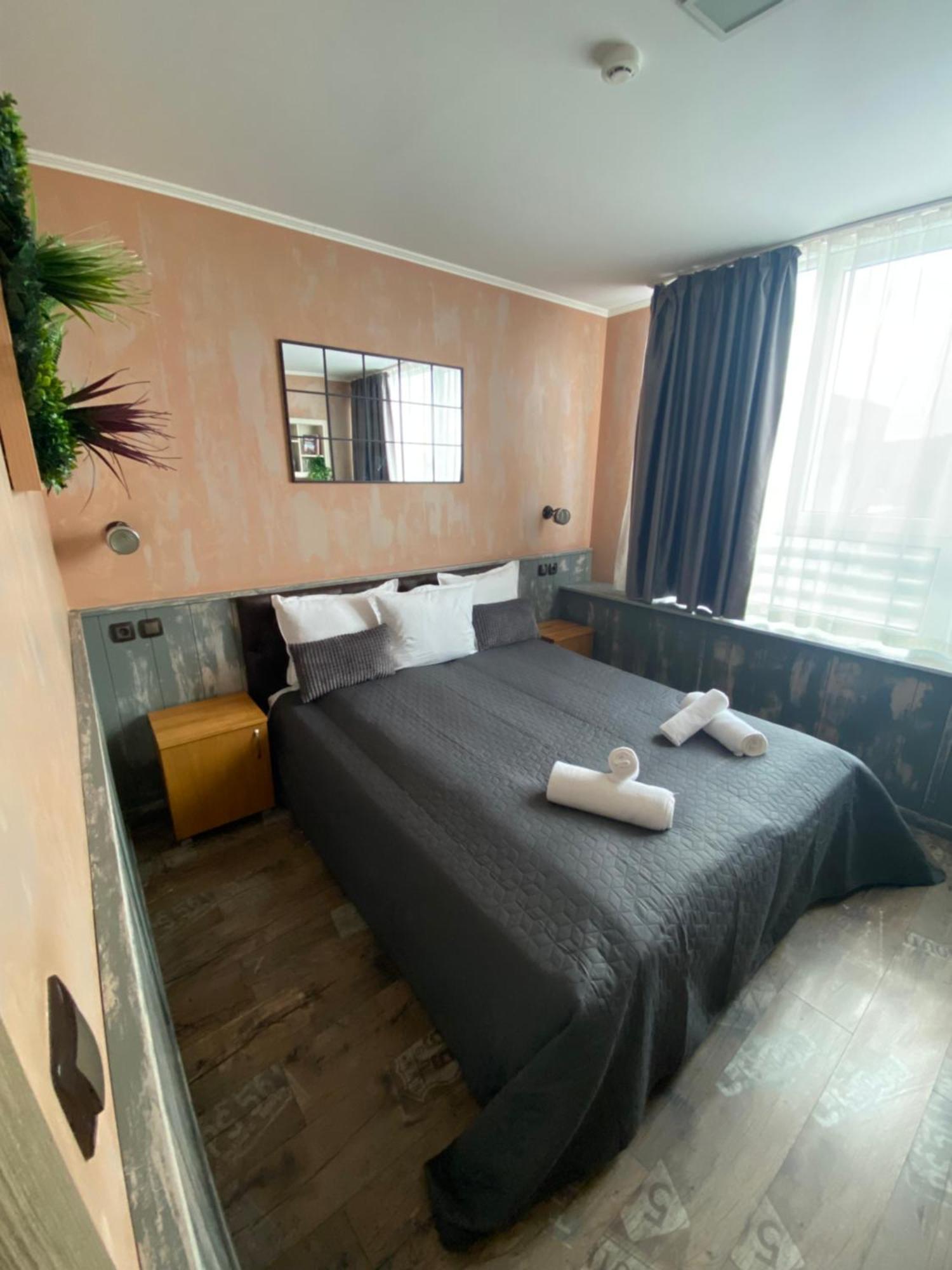 City Hotel Велико-Тырново Экстерьер фото